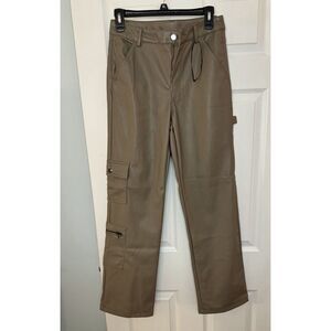 C I SONO Size Lg. Junior Faux Leather New Cargo Style Spot Wash Ladies Pants